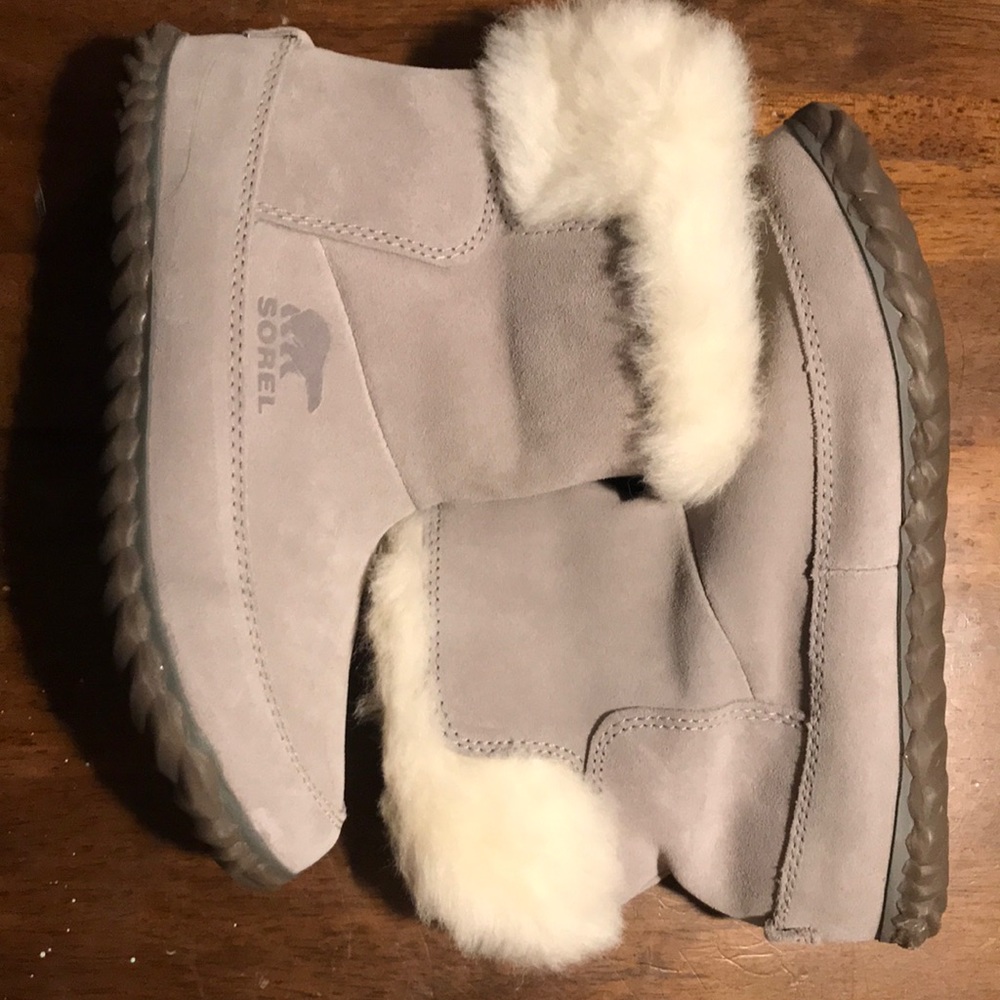 Sorel Out N About Suede Bootie, Size 5
